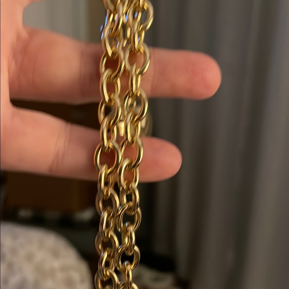 Gold Heart Pendant Necklace - Picture 3 of 4